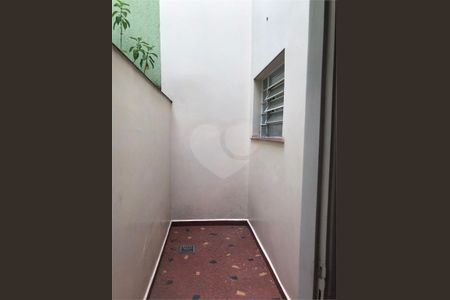 Casa à venda com 168m², 3 quartos e 1 vaga
