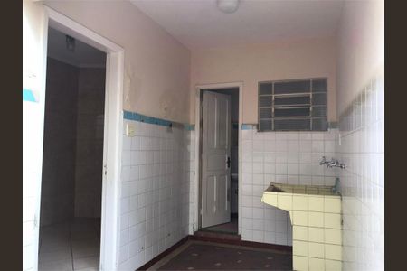 Casa à venda com 168m², 3 quartos e 1 vaga