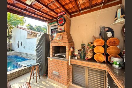 Casa à venda com 134m², 3 quartos e 3 vagas