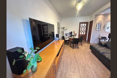 Casa à venda com 3 quartos, 134m² em Vila Fiat Lux, São Paulo