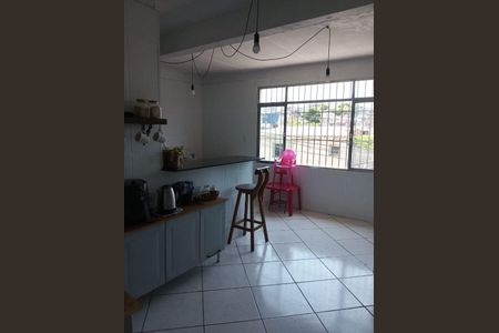 Casa à venda com 235m², 2 quartos e 2 vagas