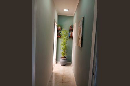 Casa à venda com 235m², 2 quartos e 2 vagas