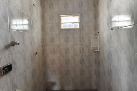 Banheiro de casa à venda com 2 quartos, 80m² em Vila Pompéia, Campinas