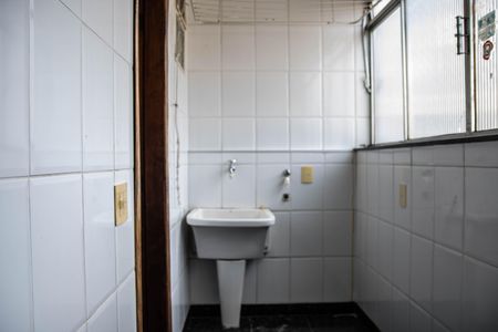 Área de Serviço de apartamento para alugar com 4 quartos, 100m² em Grajaú, Belo Horizonte