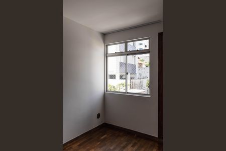 Apartamento para alugar com 100m², 4 quartos e 2 vagas Apartamento para alugar com 100m², 4 quartos e 2 vagasQuarto 2