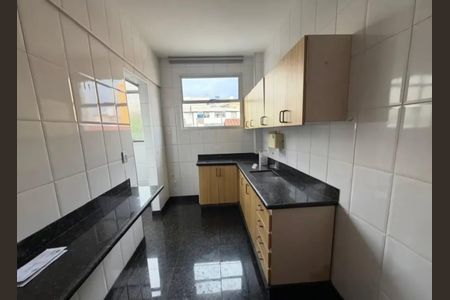 Apartamento para alugar com 100m², 4 quartos e 2 vagas Apartamento para alugar com 100m², 4 quartos e 2 vagasCozinha
