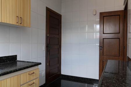 Apartamento para alugar com 100m², 4 quartos e 2 vagas Apartamento para alugar com 100m², 4 quartos e 2 vagasCozinha