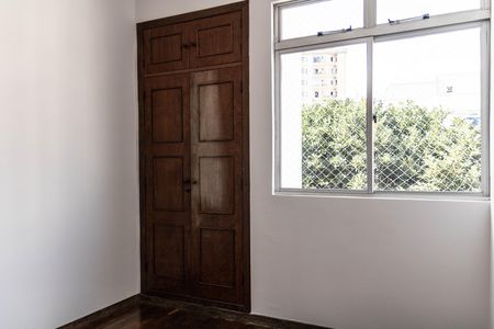 Apartamento para alugar com 100m², 4 quartos e 2 vagas Apartamento para alugar com 100m², 4 quartos e 2 vagasQuarto 3