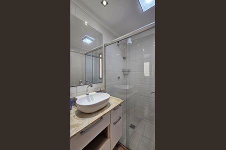 Apartamento para alugar com 60m², 2 quartos e 1 vaga Apartamento para alugar com 60m², 2 quartos e 1 vagaBanheiro