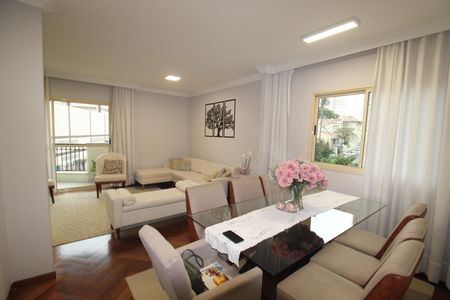 Apartamento para alugar com 179m², 4 quartos e 4 vagasSala