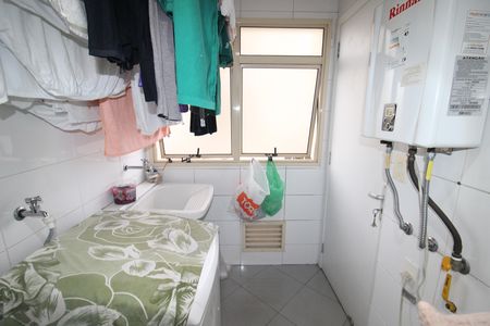 Apartamento para alugar com 179m², 4 quartos e 4 vagasÁrea de Serviço