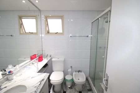 Apartamento para alugar com 179m², 4 quartos e 4 vagasQuarto 4 - Banheiro