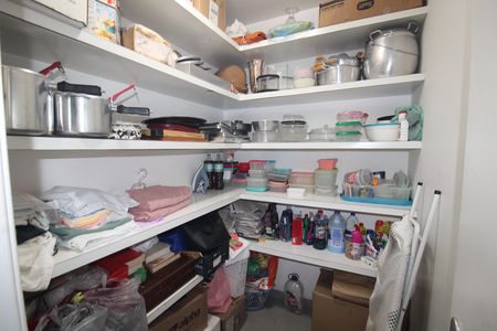 Apartamento para alugar com 179m², 4 quartos e 4 vagasÁrea de Serviço