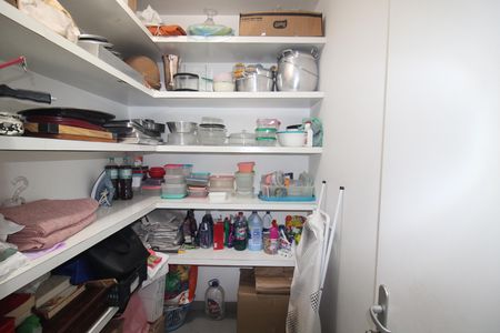 Apartamento para alugar com 179m², 4 quartos e 4 vagasÁrea de Serviço