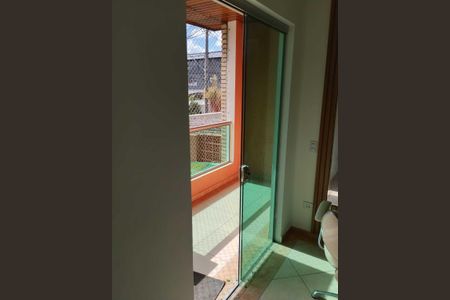 Casa para alugar com 120m², 3 quartos e 1 vaga Casa para alugar com 120m², 3 quartos e 1 vagaVaranda