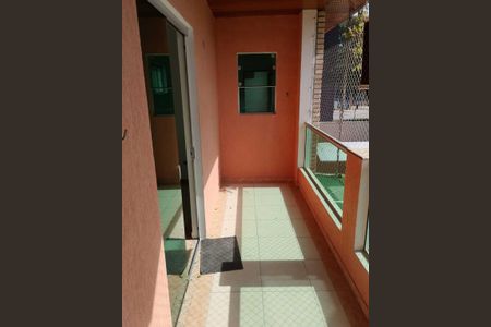Casa para alugar com 120m², 3 quartos e 1 vaga Casa para alugar com 120m², 3 quartos e 1 vagaVaranda