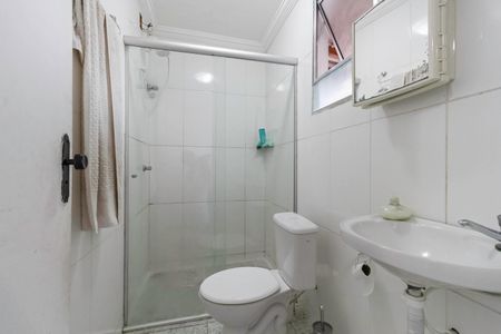 Casa de condomínio à venda com 100m², 3 quartos e 1 vaga Casa de condomínio à venda com 100m², 3 quartos e 1 vagaBanheiro social