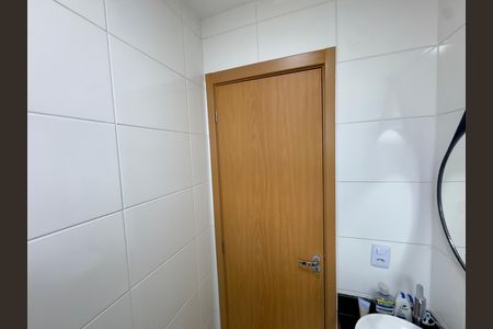 Apartamento para alugar com 38m², 2 quartos e 1 vaga Apartamento para alugar com 38m², 2 quartos e 1 vagaBanheiro