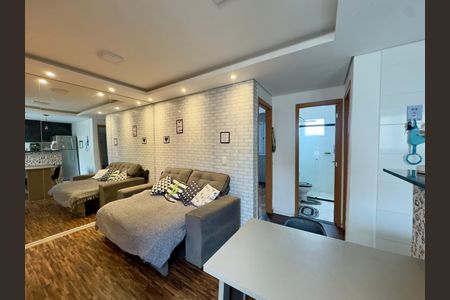 Sala de apartamento para alugar com 2 quartos, 38m² em São João, Guarulhos