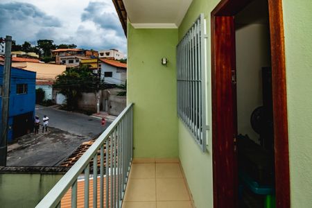 Casa à venda com 2 quartos, 79m² em Jaqueline, Belo Horizonte