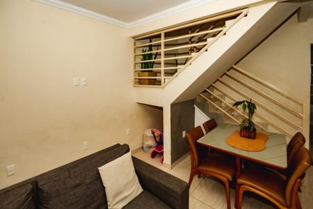 Casa à venda com 2 quartos, 79m² em Jaqueline, Belo Horizonte