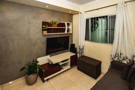 Casa à venda com 2 quartos, 79m² em Jaqueline, Belo Horizonte