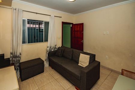 Casa à venda com 2 quartos, 79m² em Jaqueline, Belo Horizonte