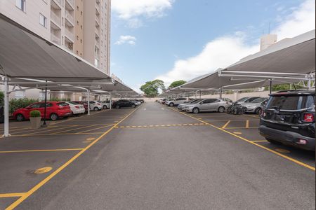 Apartamento para alugar com 75m², 3 quartos e 1 vaga Apartamento para alugar com 75m², 3 quartos e 1 vagaGaragens