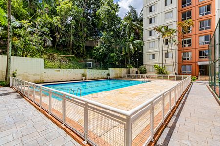 Apartamento à venda com 70m², 3 quartos e 1 vaga Apartamento à venda com 70m², 3 quartos e 1 vagaÁrea comum - Piscina