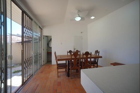 Casa para alugar com 209m², 4 quartos e 2 vagasEspaço Gourmet