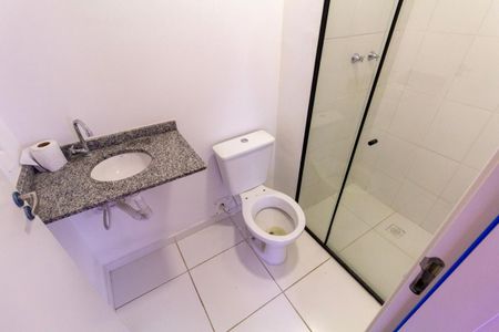 Apartamento para alugar com 42m², 2 quartos e 1 vaga Apartamento para alugar com 42m², 2 quartos e 1 vagaBanheiro