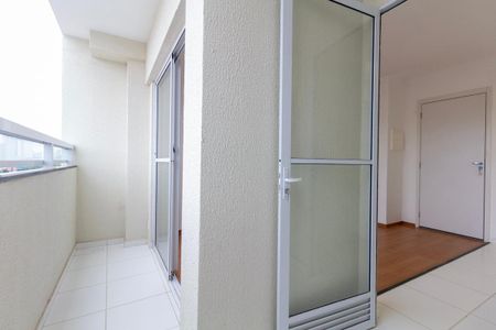 Apartamento para alugar com 42m², 2 quartos e 1 vaga Apartamento para alugar com 42m², 2 quartos e 1 vagaVaranda e área de serviço