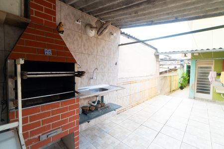 Casa à venda com 100m², 2 quartos e 2 vagas Casa à venda com 100m², 2 quartos e 2 vagasChurrasqueira