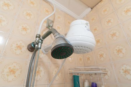 Casa à venda com 100m², 2 quartos e 2 vagas Casa à venda com 100m², 2 quartos e 2 vagasBanheiro