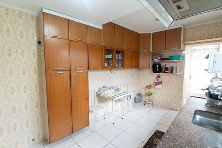Casa à venda com 100m², 2 quartos e 2 vagas Casa à venda com 100m², 2 quartos e 2 vagasCozinha