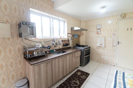 Casa à venda com 100m², 2 quartos e 2 vagas Casa à venda com 100m², 2 quartos e 2 vagasCozinha