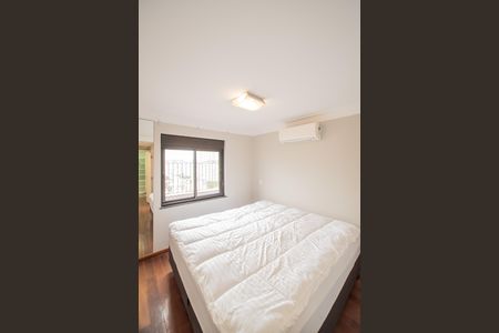 Apartamento à venda com 148m², 2 quartos e 2 vagas Apartamento à venda com 148m², 2 quartos e 2 vagasSuíte