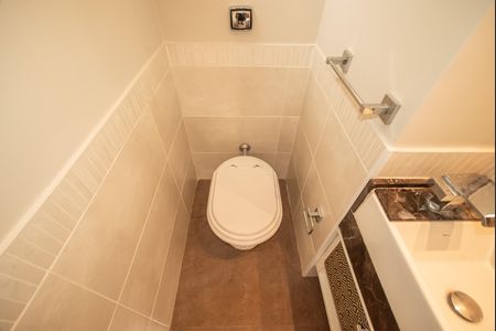 Apartamento à venda com 148m², 2 quartos e 2 vagas Apartamento à venda com 148m², 2 quartos e 2 vagasLavabo