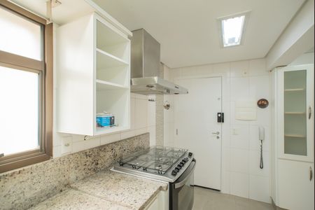 Apartamento à venda com 148m², 2 quartos e 2 vagas Apartamento à venda com 148m², 2 quartos e 2 vagasCozinha