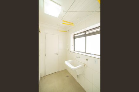 Apartamento à venda com 148m², 2 quartos e 2 vagas Apartamento à venda com 148m², 2 quartos e 2 vagasÁrea de Serviço
