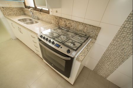 Apartamento à venda com 148m², 2 quartos e 2 vagas Apartamento à venda com 148m², 2 quartos e 2 vagasCozinha