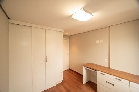 Apartamento à venda com 148m², 2 quartos e 2 vagas Apartamento à venda com 148m², 2 quartos e 2 vagasQuarto