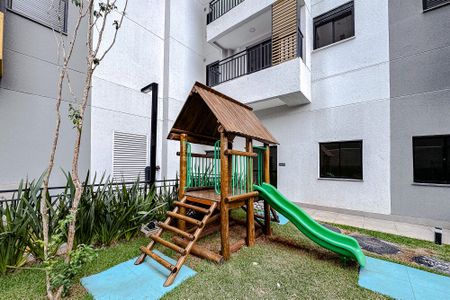 Apartamento para alugar com 39m², 2 quartos e sem vaga Apartamento para alugar com 39m², 2 quartos e sem vagaÁrea comum - Playground