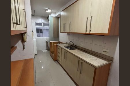 Apartamento para alugar com 3 quartos, 80m² em Alvarez, Nova Iguaçu