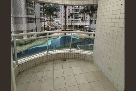 Apartamento para alugar com 3 quartos, 80m² em Alvarez, Nova Iguaçu