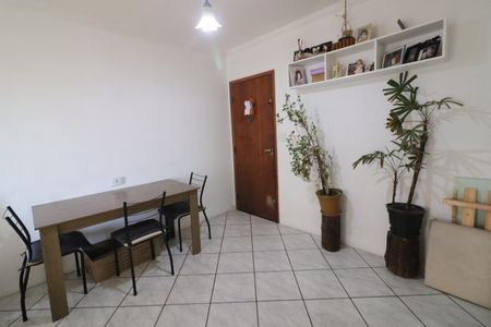 Apartamento à venda com 62m², 2 quartos e 1 vagaSala