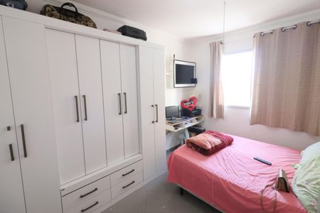 Quarto 1 de apartamento à venda com 2 quartos, 62m² em Jaguaribe, Osasco