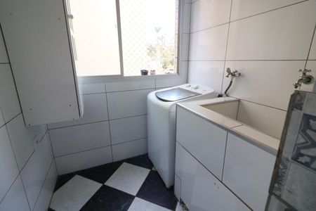 Apartamento à venda com 62m², 2 quartos e 1 vagaCozinha e Área de Serviço