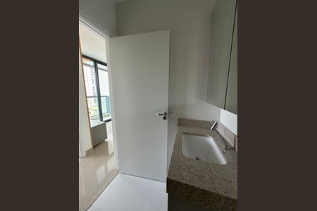 Apartamento para alugar com 62m², 1 quarto e 2 vagas Apartamento para alugar com 62m², 1 quarto e 2 vagasBanheiro 02
