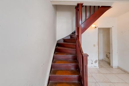 Escada de casa à venda com 2 quartos, 74m² em Ipiranga, São Paulo